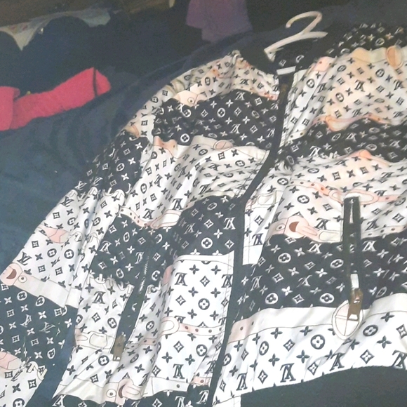 Louis Vuitton jacket - Picture 1 of 2